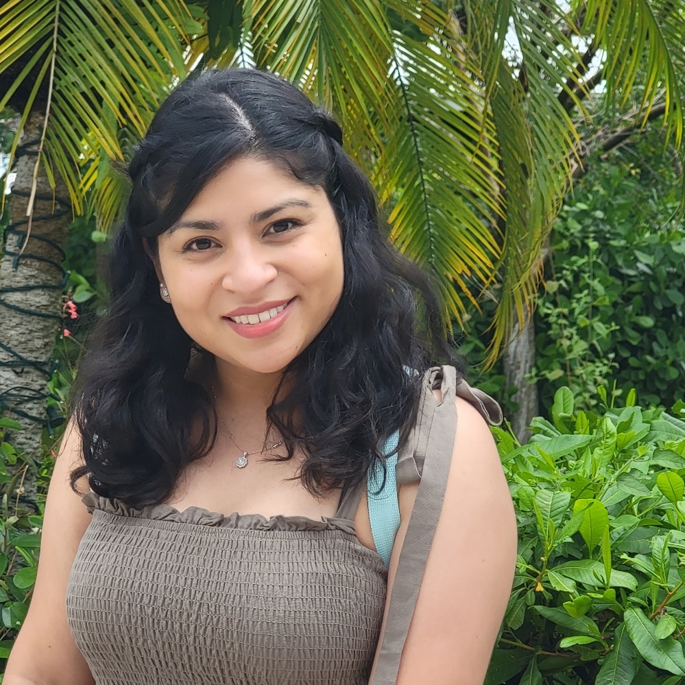 Meet your Posher, Andrea